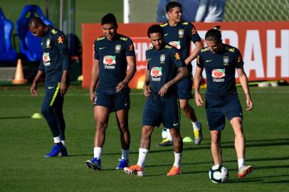  28/05/2019 - Brasil - RJ - Teresopolis - Copa America 2019 2019 - treino - Casemiro, Neymar e Filipe Luis - Granja Comary - Foto : Pedro Martins / MowaPressLocal: TeresopolisIndexador: Pedro Martins