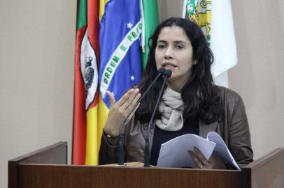 Denise Pessôa , pedido de informações , licença , cursos , secretários , CCs , Vangelisa Lorandi , Marina Matiello , Câmara de Vereadores, Prefeitura, Caxias do Sul