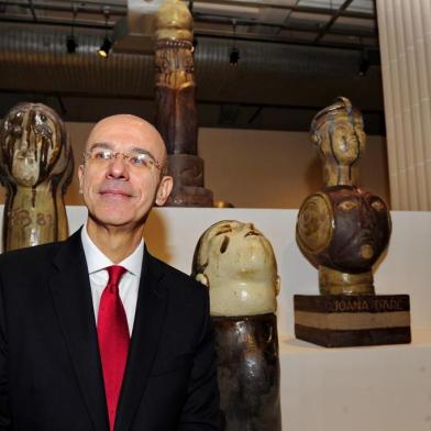  PORTO ALEGRE, RS, BRASIL,06-06-2016- Exposição de Francisco Brennand no Santander Cultural-Sérgio Rial, presidente do santander