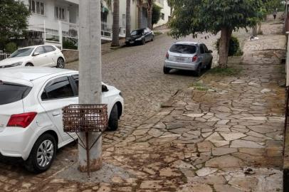 Poste consertado pela RGE na Rua Antônio Rossato, no bairro Marechal Floriano, em Caxias do Sul.