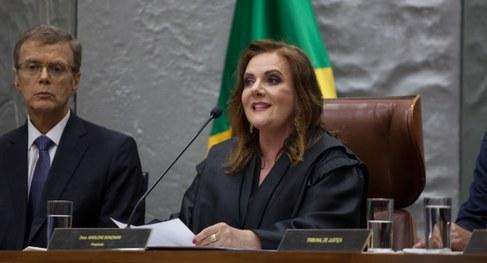 Desembargadora Marilene Bonzanini toma posse como presidente do TRE-RS