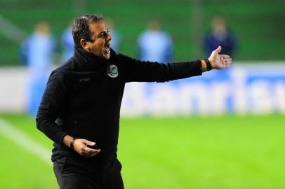 CAXIAS DO SUL, RS, BRASIL, 01/06/2019. Juventude x Atlético-AC, jogo válido pela 6ª rodada da série C do Campeonato Brasileiro e realizado no estádio Alfredo Jaconi. Técnico do Ju, Marquinhos Santos.  (Porthus Junior/Agência RBS)