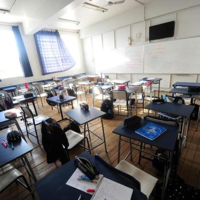  CAXIAS DO SUL, RS, BRASIL, 03/06/2019. Foto para matéria sobre falta de professores. Sala de aula da Escola Estadual Santa Catarina. (Porthus Junior/Agência RBS)