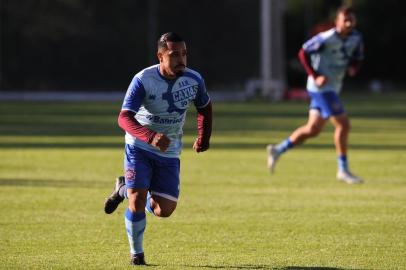  CAXIAS DO SUL, RS, BRASIL (26/03/2019)Treino do SER Caxias. Na foto, Diego Miranda. (Antonio Valiente/Agência RBS)