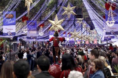  GRAMADO, RS, BRASIL (23/12/2018)Natal Luz de Gramado - Decoracao da Cidade.(Cleiton Thiele/SerraPress)Indexador: CLEITON THIELE