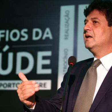  * FOTOS EM BAIXA RESOLUÇÃO *PORTO ALEGRE, RS, BRASIL, 07.06.2019. Ministro da Saúde Luiz Henrique Mandetta falando no evento ¿Desafios da Saúde no Brasil¿ no Plaza São Rafael em Porto Alegre.FOTO: JEFFERSON BOTEGA/AGÊNCIA RBS