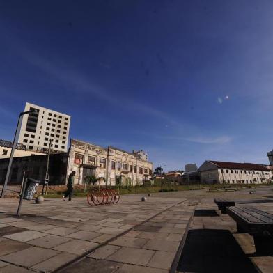  CAXIAS DO SUL, RS, BRASIL, 06/06/2019 - Reportagem para o caderno Almanaque discute a arte urbana. Recentemente, um artista foi detido por estar pintando, sem autorizaçã, uma área na praça das feiras. Há um muro entre artistas e cidade. (Marcelo Casagrande/Agência RBS)