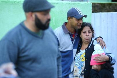  PORTO ALEGRE, RS, BRASIL, 07/06/2019- Área do Menino Deus é isolada para reintegração de posse de prédio ocupado por famílias. (FOTOGRAFO: LAURO ALVES / AGENCIA RBS)