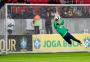 Campeão com o Liverpool e pai pela segunda vez, Alisson comemora momento