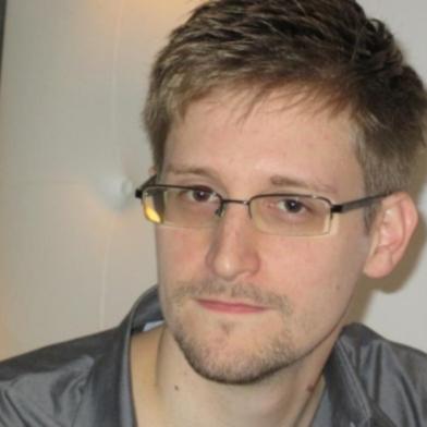  Edward Snowden