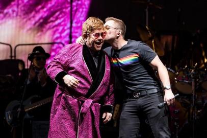 Elton John e Taron Egerton, que o interpreta em Rocketman