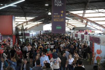  CAXIAS DO SUL, RS, BRASIL, 10/03/2019Último dia de Festa da Uva com os pavilhões lotados. (Lucas Amorelli/Agência RBS)