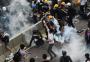 Protesto contra lei de extradição termina em confronto em Hong Kong