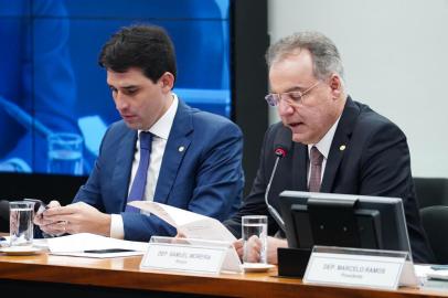 Leitura do relatório e parecer do relator da Comissão Especial da Reforma da Previdência. Foto: Pablo Valadares/Câmara dos Deputados