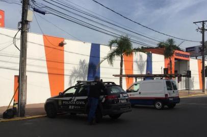 CEEE flagra furto de energia em escola particular de Porto Alegre