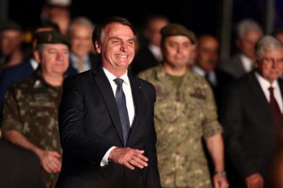 Bolsonaro participa de festa em homenagem a marechal em Santa Maria