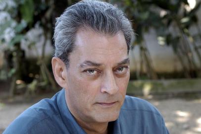 O escritor norte-americano Paul Auster, na 2ª edição da FLIP, Festa Literária Internacional de Paraty, em julho de 2004.