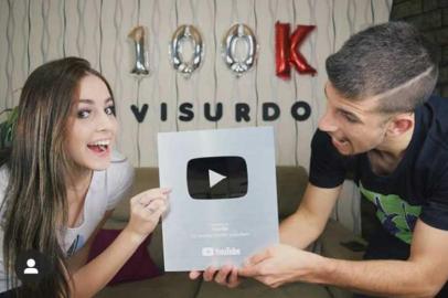 Canal de irmãos caxienses surdos ganha placa de prata do YouTube 