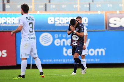  SER Caxias x Avenida, jogo válido pela segunda fase da Série D do Campeonato Brasileiro e reailzado no estádio Centenário. (Porthus Junior/Agência RBS)