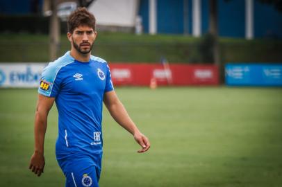 Lucas Silva, volante do Cruzeiro