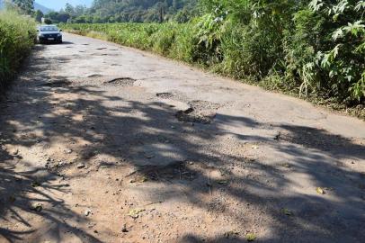 Encopav, por parte do Daer, vai começar a trabalhar na VRS-827, em Nova Petrópolis, nesta semana