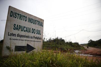  SAPUCAIA DO SUL, RS, BRASIL, 12-06-2019: Obras paradas do Distrito Industrial de Sapucaia do Sul, próximo às margens da RS-118 (FOTO FÉLIX ZUCCO/AGÊNCIA RBS, Editoria de Geral).