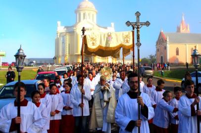 Farroupilha celebra corpus christi no santuário de nossa senhora de caravaggio