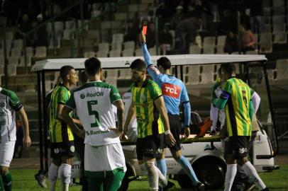  ERECHIM, RS, BRASIL, 20/03/2019. Ypiranga x Juventude, jogo válido pela 9º rodada da série C do Campeonato Brasileiro e realizad no estádio Colosso da Lagoa. ( Kaliandra Alves Dias/Jornal Bom Dia)