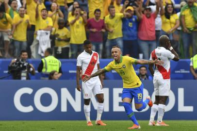 brasil, peru, copa américa, arena corinthians, gol, everton