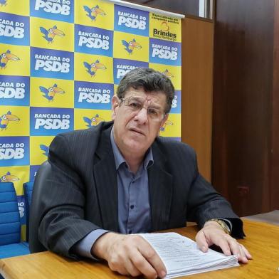 Ex-deputado Adilson Troca atua na liderança do PSDB na Assembleia