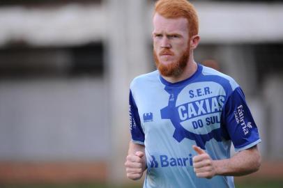  CAXIAS DO SUL, RS, BRASIL (29/03/2019)Treino do SER Caxias no Estádio Centenário em Caxias do Sul. na foto, volante Foguinho. (Antonio Valiente/Agência RBS)