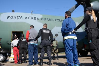 A Secretaria da Segurança Pública desencadeou a maior operação integrada já realizada em solo gaúcho. Mais de três mil homens, de 20 instituições, foram mobilizados para a execução da Operação Pulso Firme, que culminou com a transferência de presos de alta periculosidade para unidades penitenciárias federais.