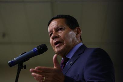  PORTO ALEGRE, RS, BRASIL - 27/06/2019 - Posse do desembargador Victor Luiz dos Santos Laus, novo presidente do TRF4. Ele substitui Carlos Eduardo Thompson Flores. Estiveram presentes o ministro da Justiça, Sergio Moro, e Hamilton Mourão, vice-presidente da República.