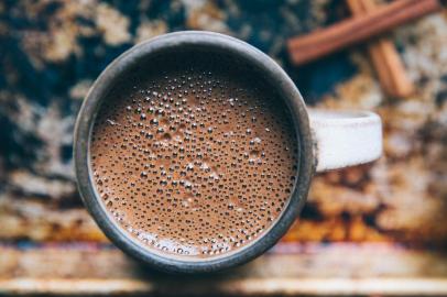 Chocolate quente, bebidas, destemperados, unsplash