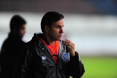 CAXIAS DO SUL, RS, BRASIL, 30/06/2019. SER Caxias x Cianorte, jogo de ida das quartas de final da série D do Campeonato Brasileiro, realizado no estádio Centenário. Técnico Paulo Henrique Marques, do Caxias. (Porthus Junior/Agência RBS)