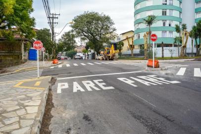 Codeca termina obra e secretaria de trânsito libera fluxo na Bento Gonçalves com a Treze de Maio em Caxias.