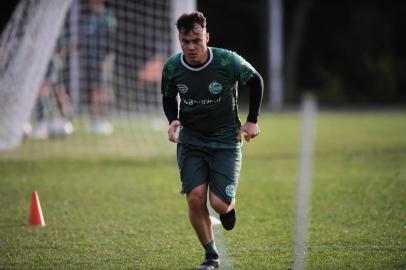  CAXIAS DO SUL, RS, BRASIL (25/06/2019)Treino do juventude no CT em Caxias do Sul. Na foto, meia Renato Cajá. (Antonio Valiente/Agência RBS)