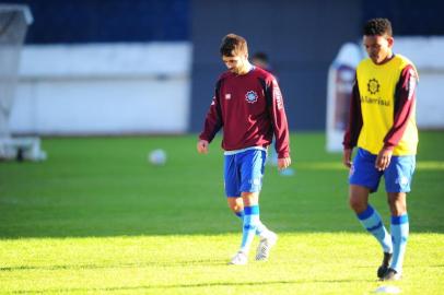  CAXIAS DO SUL, RS, BRASIL, 03/07/2019. Treino do Caxias no estádio Centenário. O Caxias está disputando as oitavas de final da Série D do Campeonato Brasileiro. Na foto, meia Rafael Gava. (Porthus Junior/Agência RBS)