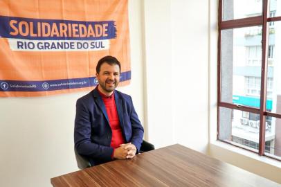 Deputado estadual Neri, O Carteiro (SD) no escritório regional em Caxias do Sul, que será inaugurado em 6 de julho de 2019