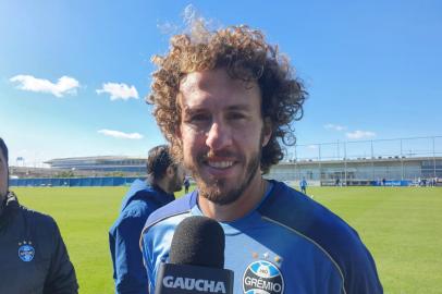 Entrevista do lateral Galhardo