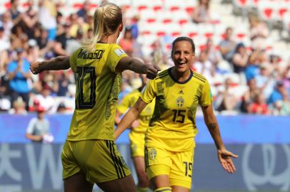 Sweden's forward Sofia Jakobsson (L)celebrates after scoring a goal during the France 2019 Women's World Cup third place final football match between England and Sweden, on July 6, 2019, at Nice stadium in Nice south-eastern France. Valery HACHE / AFP