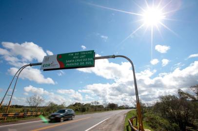 PARAÍSO DO SUL, RS, BRASIL - 2018.09.18 - TRECHO 2 Vale Do Sol- Paraíso do Sul (km 126 a km 176). RS-287 é alvo de campanha de duplicação. (Foto: ANDRÉ ÁVILA/ Agência RBS)Indexador: Andre Avila