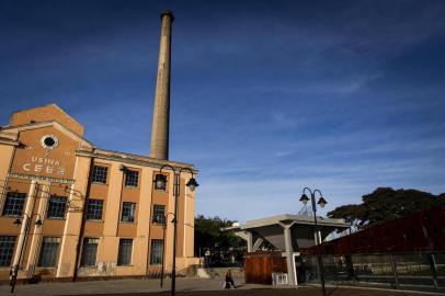  PORTO ALEGRE, RS, BRASIL, 05-06-2019: Usina do Gasômetro, na região central de Porto Alegre. Apesar da nova orla, o centro cultural está fechado desde 2017, sob pretexto de reforma. (Foto: Mateus Bruxel / Agência RBS)