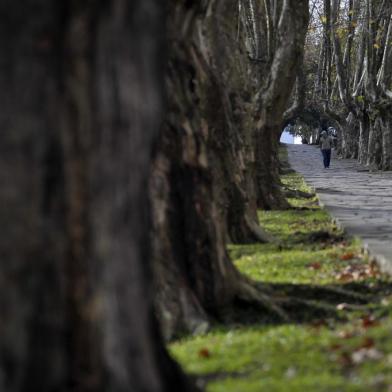  CAXIAS DO SUL, RS, BRASIL, 10/07/2019Clima frio na manhã de Caxias do Sul. (Lucas Amorelli/Agência RBS)