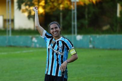 Na foto, a atacante Karina, artilheira e capitã do Grêmio. Gurias Gremistas vencem o Fluminense por 5 a 0 e se classificam para as quartas de final do Campeonato Brasileiro Feminino A2. Fotos: Jéssica Maldonado / Grêmio FBPA