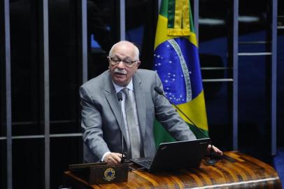 Plenário do Senado Federal durante sessão de debates temáticos destinada a discutir o PLC 38/2017, que contém a Reforma Trabalhista.  Em discurso, professor do departamento de economia da Universidade de São Paulo (USP), presidente e co-fundador do Instituto Brasileiro de Relações de Emprego e Trabalho (Ibret), Hélio Zylberstajn.  Foto: Marcos Oliveira/Agência Senado