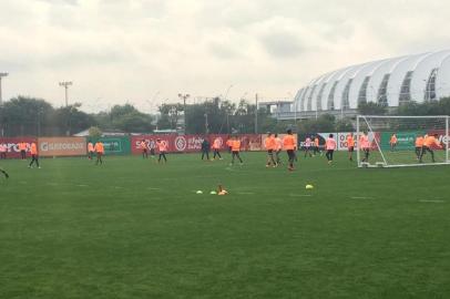 Inter treina no Beira-Rio para enfrentar o Athletico-PR no retorno do Brasileirão após a Copa América