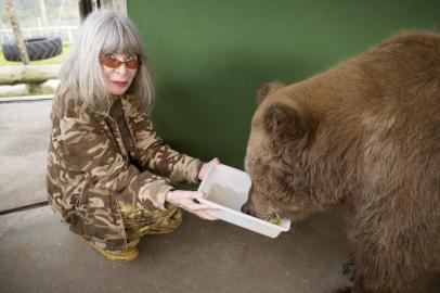 Rita Lee, lança livro infantil Amiga Ursa