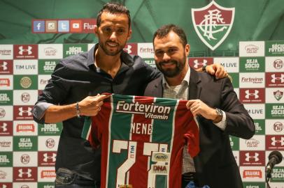 Meia-atacante Nenê é apresentado pelo Fluminense