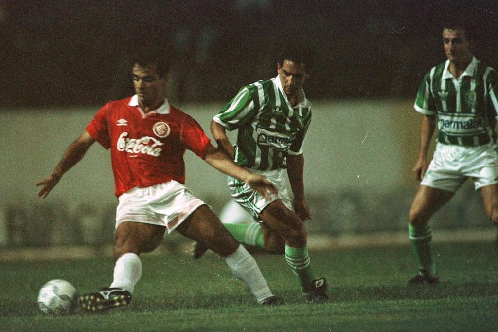 Liga dos Campeões 1992-1993: O título do Olympique de Marselha – Invictos  Futebol
